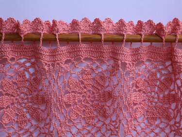 Traumhafte Häkelgardine 'Blumen' - Häkeln