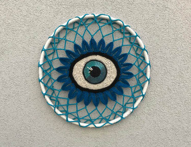 eye-catcher Traumfänger „Wachendes Auge“ - Häkeln