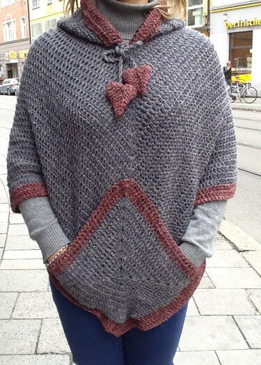 Poncho Hoodie - Bild 2