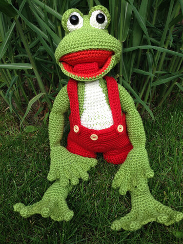 Häkelanleitung Moppel, der Frosch: Originalfigur zum Kinderbuch "Die Abenteuer von Moppel und Mücke"