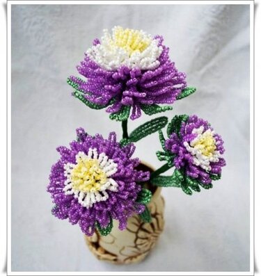 Chrysanthemum from beads - Crafts