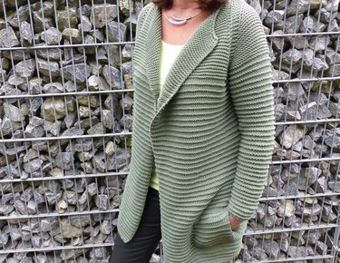 Raglanjacke im Rippenmuster, Strickanleitung Größe 36 - 42