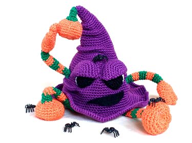 The Bewitched Hat - Crochet