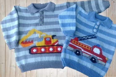 Sweater in 2 sizes - with 2 motifs - Knitting pattern