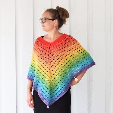 Classical Attitude Poncho - Adults - Crochet