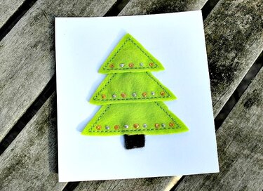 Tannenbaum Stickdatei ♥ 10x10 Gratis - Sticken