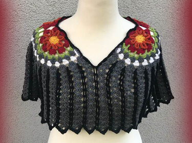 Schulterschmeichler mit 4 Blümchen - Häkeln