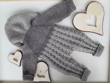 Strickanleitung Babyoverall in Größe 56-62, nahtlos,Stricktabelle mit Foto