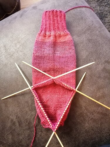 Socken stricken (Käppchenferse und Bandspitze)