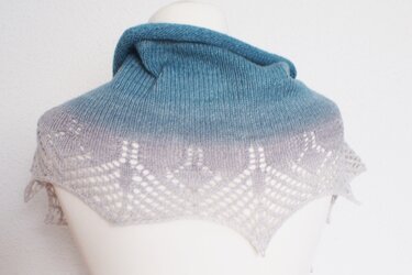Simply - Easy shawlette for beginners - Knitting