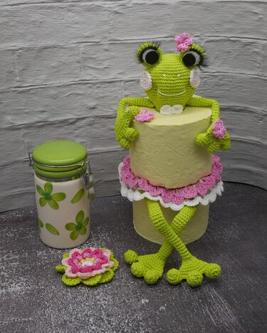 Häkelanleitung Klopapier Halter "Fröschlein Koko & Koketta" - Häkeln