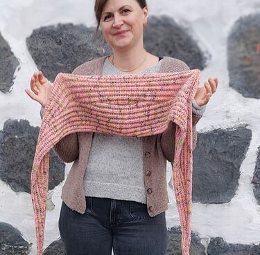 Knitting pattern,  ENNA shawl, any size/yarn/gauge