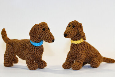 Häkelanleitung Amigurumi kleiner Dackel - PDF