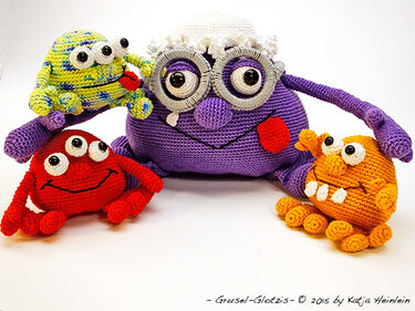 Monster Häkelanleitung Grusel Halloween Amigurumi Oma - Häkeln