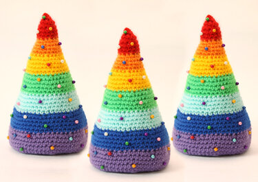 Amigurumi Little Colorful Christmas Trees Crochet Pattern Amigurumi Häkeln