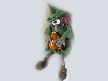 Witch Hazel - Crochet