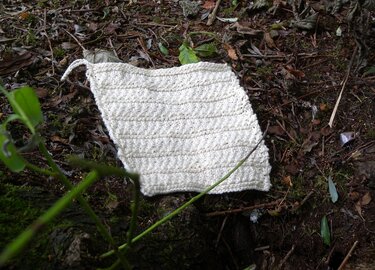 Knit dishcloth or potholder in textured pattern "This Cloth" - Knitting