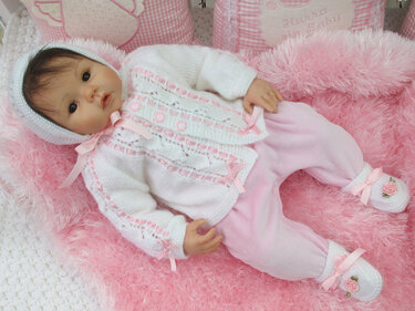 Strickanleitung exklusive Babygarnitur Modell WOLLTRAUM, für Reborn Gr. 50 3-teilig