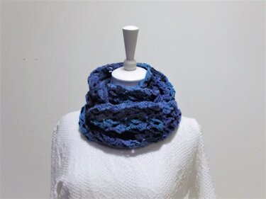 Loop blauer Farbverlauf Häkelanleitung