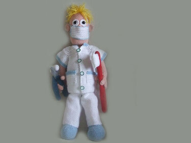 Dentist Felix Floss - Crochet