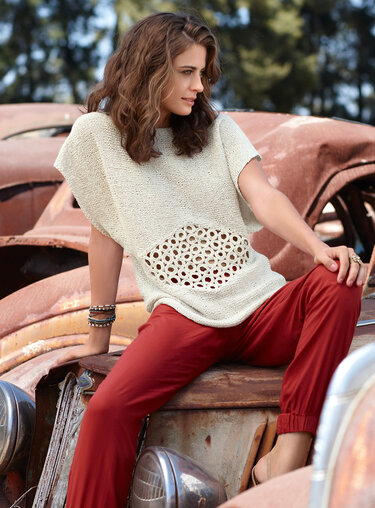 Strickpulli Aleksandra mit gehäkeltem Einsatz