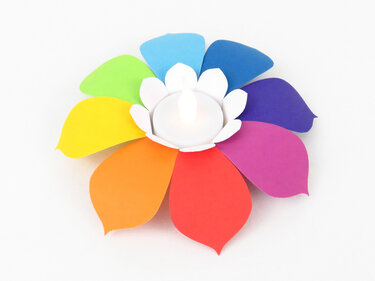 Teelichthalter – Regenbogenblume – Bastelvorlagen und Anleitung - Basteln