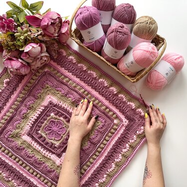 Nestariel Baby Blanket - Crochet