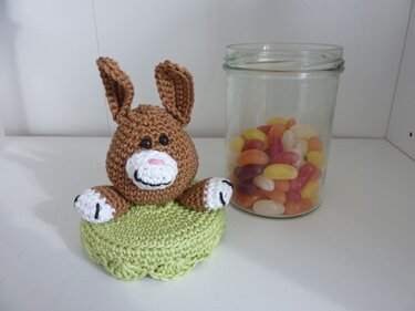 Häkelanleitung - Deckelbezug "Hase"