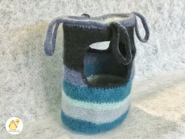 Filzhöhle für den Tierschutz - kostenlose Anleitung zum Häkelfilzen - Felting