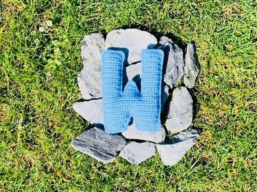 Buchstabe W Häkelanleitung