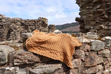 Knitting Pattern for the Shawl "Smooth as a Single Malt"