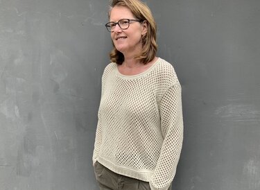 Pullover mit Lochmuster [PDF]