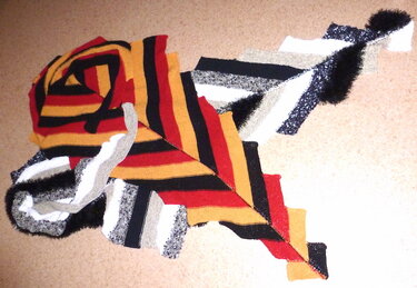 Pfeilschwanz - ein asymmetrisches Schaltuch - Stricken