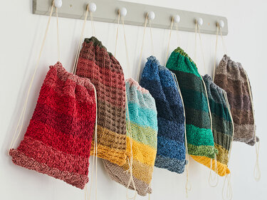 GESTRICKTE RUCKSACKBEUTEL - Stricken