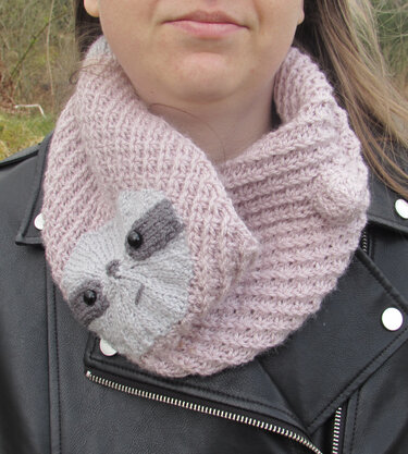 Sloth Cowl Knitting Pattern