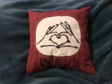 Stickdatei Hände Herz - Sticken