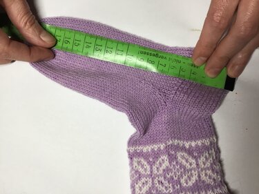 Strickanleitung für Kindersocken Opal 4-fädige wolle in Größen 28 bis 35