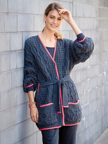 Graue Cardigan mit Strukturmuster und Gürtel - Stricken
