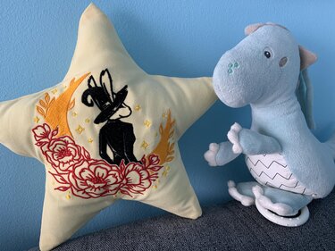 Stickdatei - Magierhase 2 Größen Frühling Magisch - Sticken