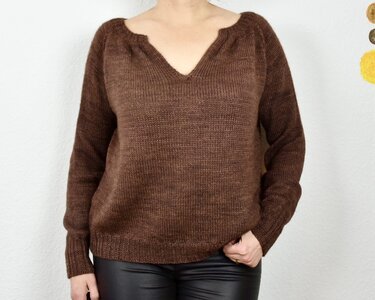 Bernies Sweater, Basic Pullover mit V-Ausschnitt