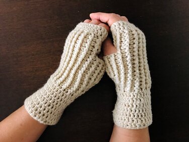 Crochet Gloves Pattern,Crochet Pattern, Fingerless Gloves, Mitten Pattern