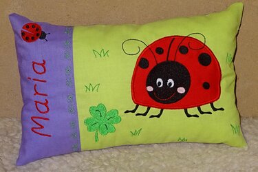 Stickdatei - Käfer Glücksbringer inkl. Kissen ITH und Taschenbild