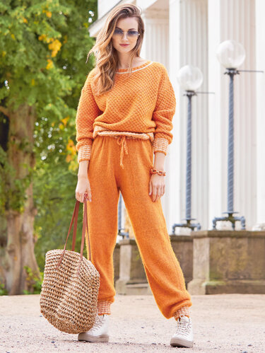 Set aus Pullover und Jogginghose in Orange