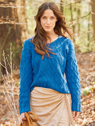 Blauer Pullover mit Rautenmuster