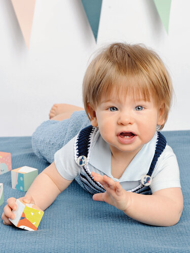 Strampler mit Jacke in Marine, Hellblau, Weiß