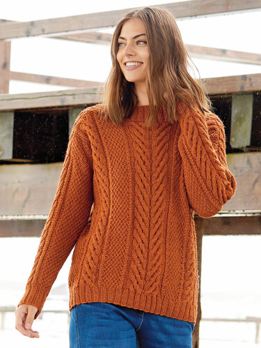 Musterpulli mit Schulterpasse in Kürbisbraun - Stricken