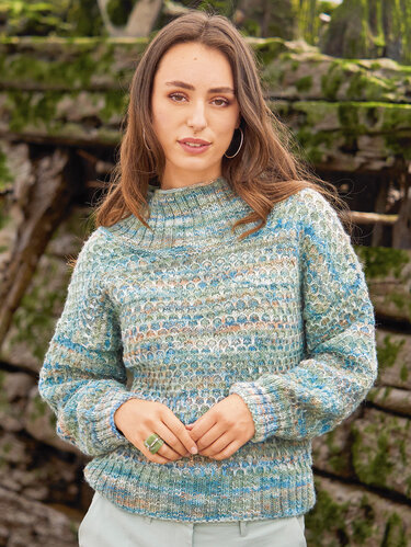 Pullover im Hebemaschenmuster in grün-blauem Farbverlauf