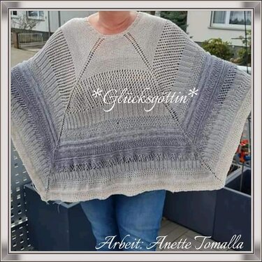Strickanleitung "Glücksgöttin" Damen Poncho - Alle Größen