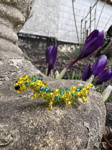 Perlentier-Anleitung "Raupe" - Basteln