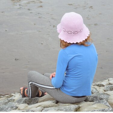 Sommerlicher Sonnenhut, Häkelanleitung Sommermütze für Baby, Kind und Damen